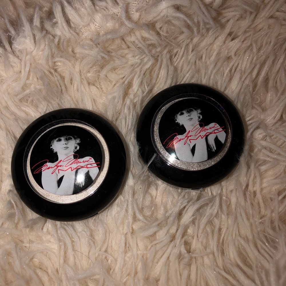 LAST CHANCE BEFORE I REMOVE MAC x Marilyn Monroe